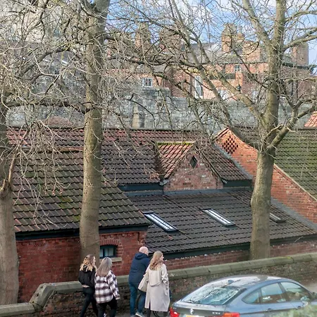 Σπίτι διακοπών Cosy With Parking - Pass The Keys