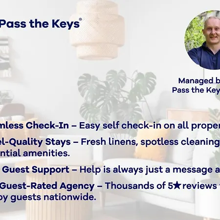 Cosy With Parking - Pass The Keys *